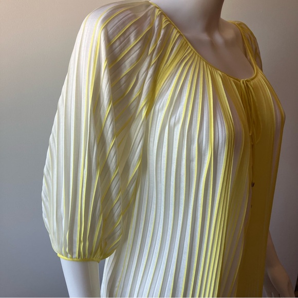 Diane Von Furstenberg Yellow and White “New Keoni” Pleated Peasant Top - Picture 2 of 7